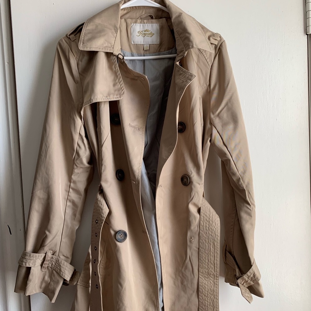 Trench coat